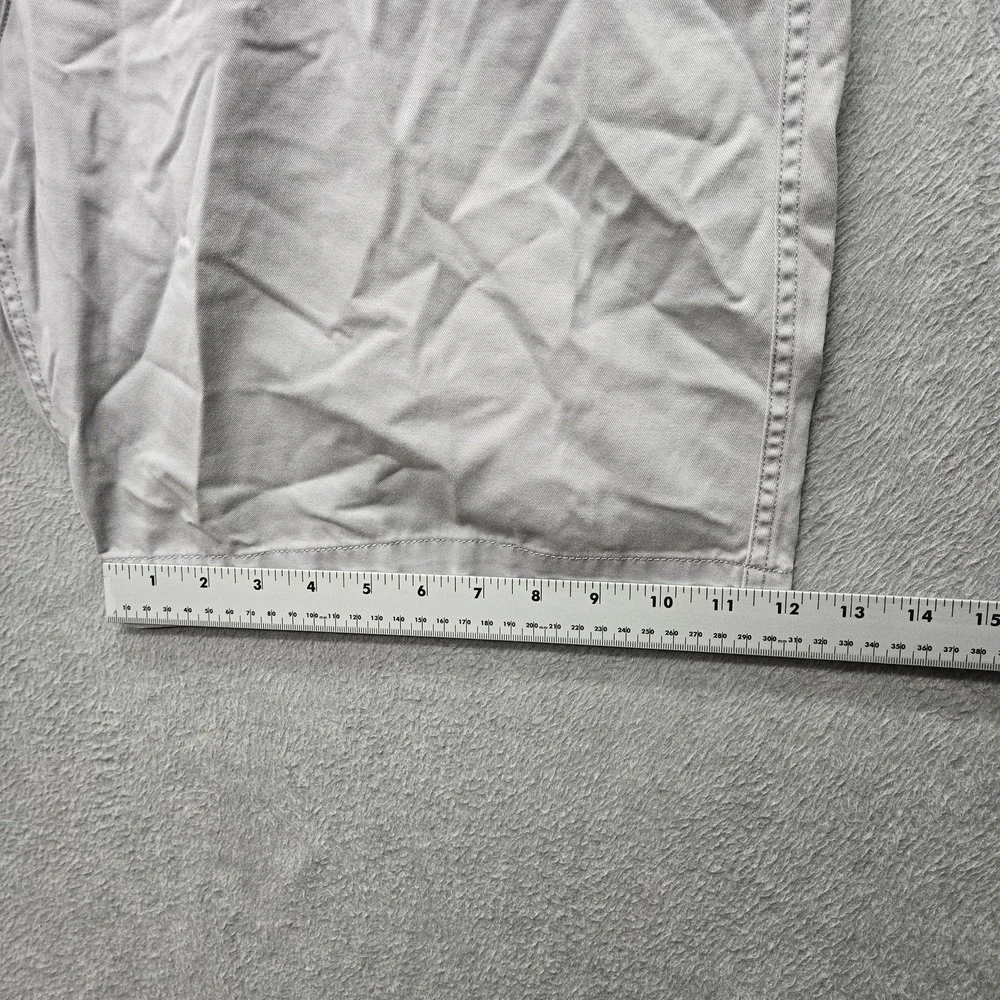 Polo Ralph Lauren Men Shorts 38 Light Gray Embroidered Chino Golf
